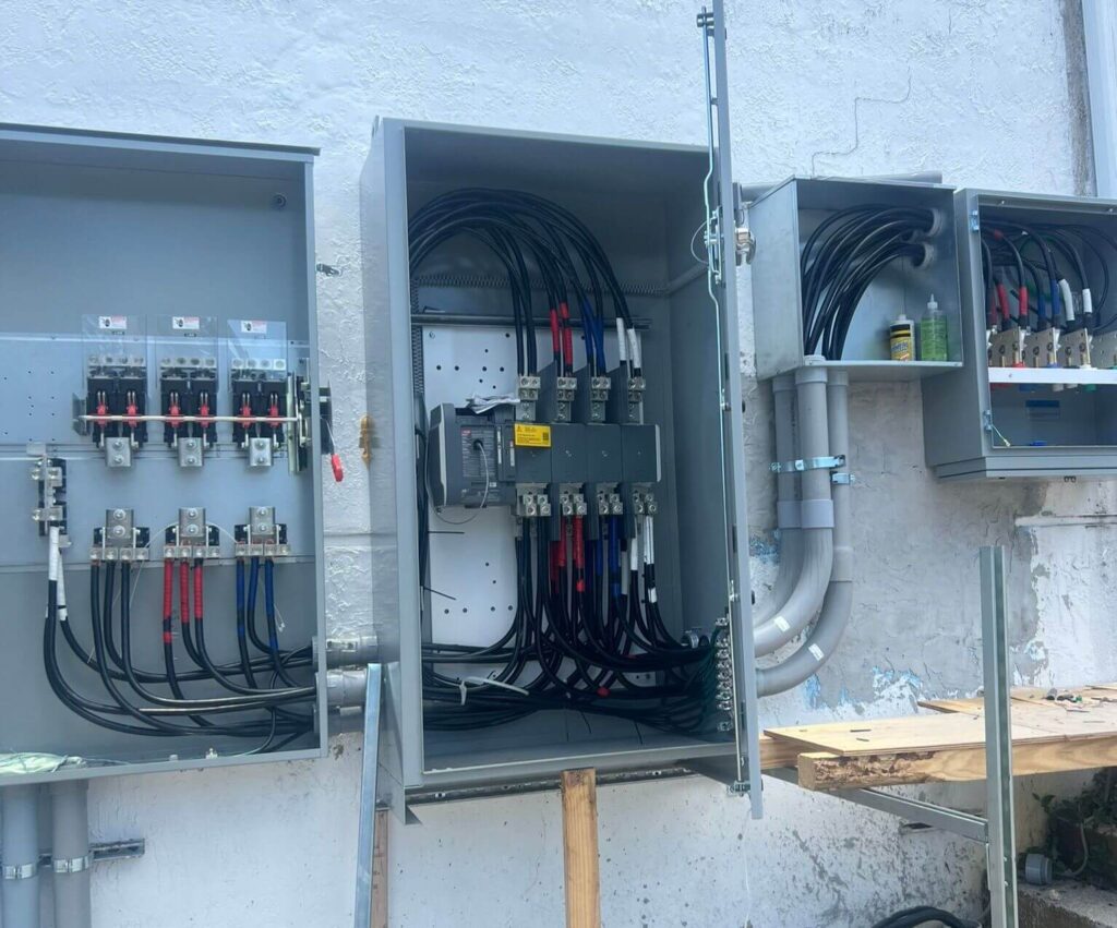 Commercial electrical panel installation in Florida by Xmart Power Electric